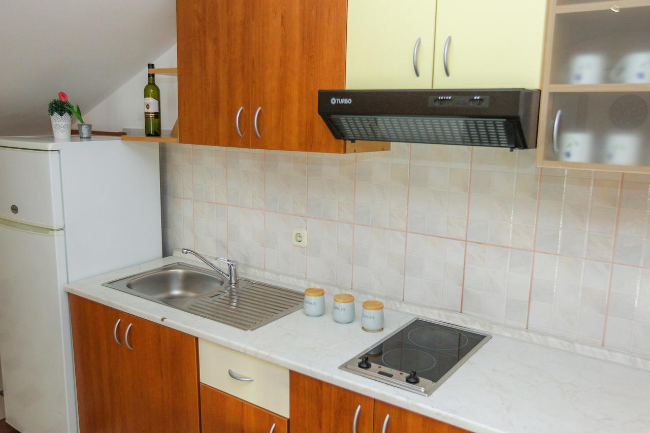 Lucky Luke Pool Apartment *
